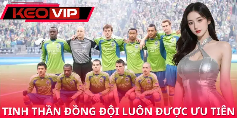 Tinh thần đồng đội là thứ không thể thiếu tại game bóng đá Tinh thần đồng đội là thứ không thể thiếu tại game bóng đá