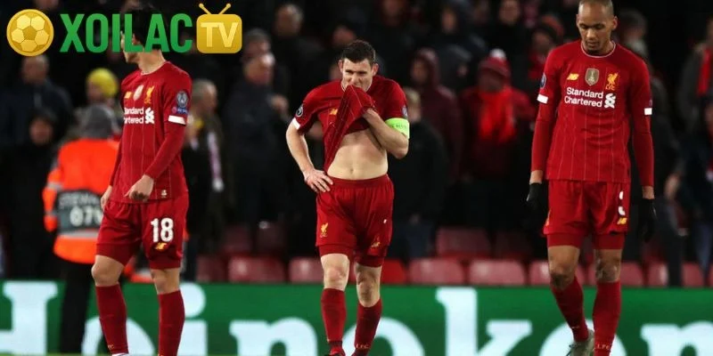 Luật bóng đá 11 người mới nhất và giải thích chi tiết từng luật